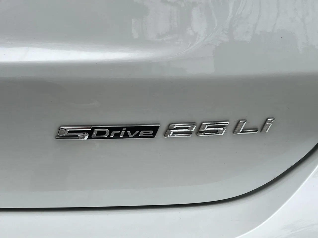 BMW 2020 X1 sDrive25Li 2.0T Leading Automatic Gear 10