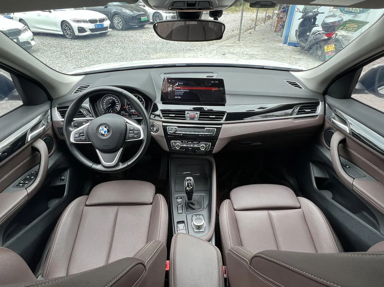 BMW 2020 X1 sDrive25Li 2.0T Leading Automatic Gear 5