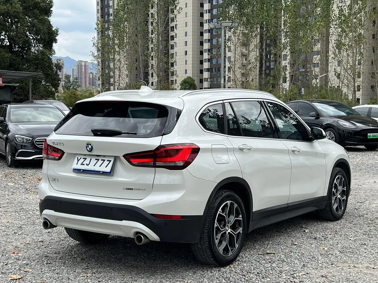 BMW 2020 X1 sDrive25Li 2.0T Leading Automatic Gear 9