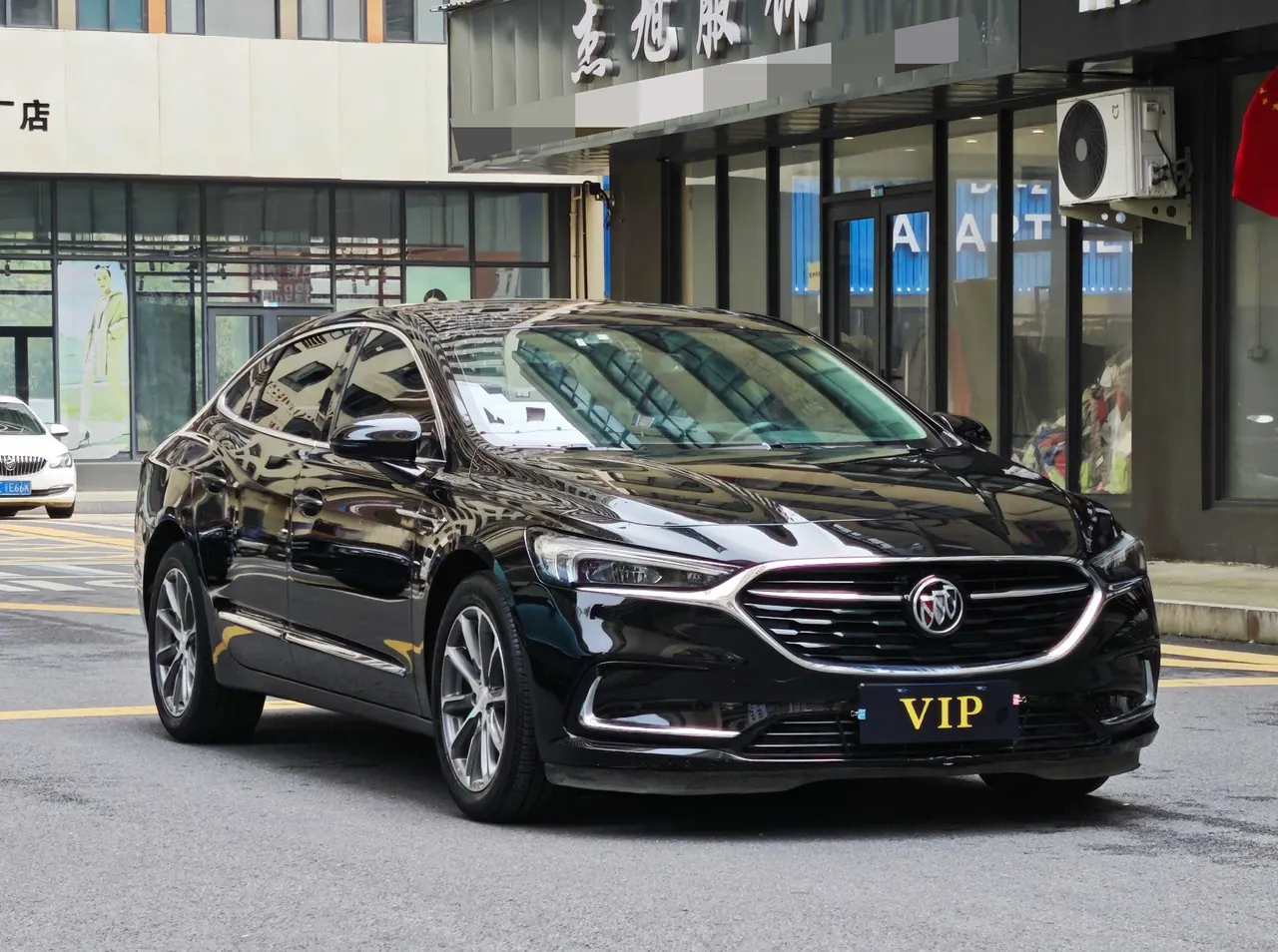 Buick 2020 LaCrosse 2.0T 652T Luxury Automatic 3