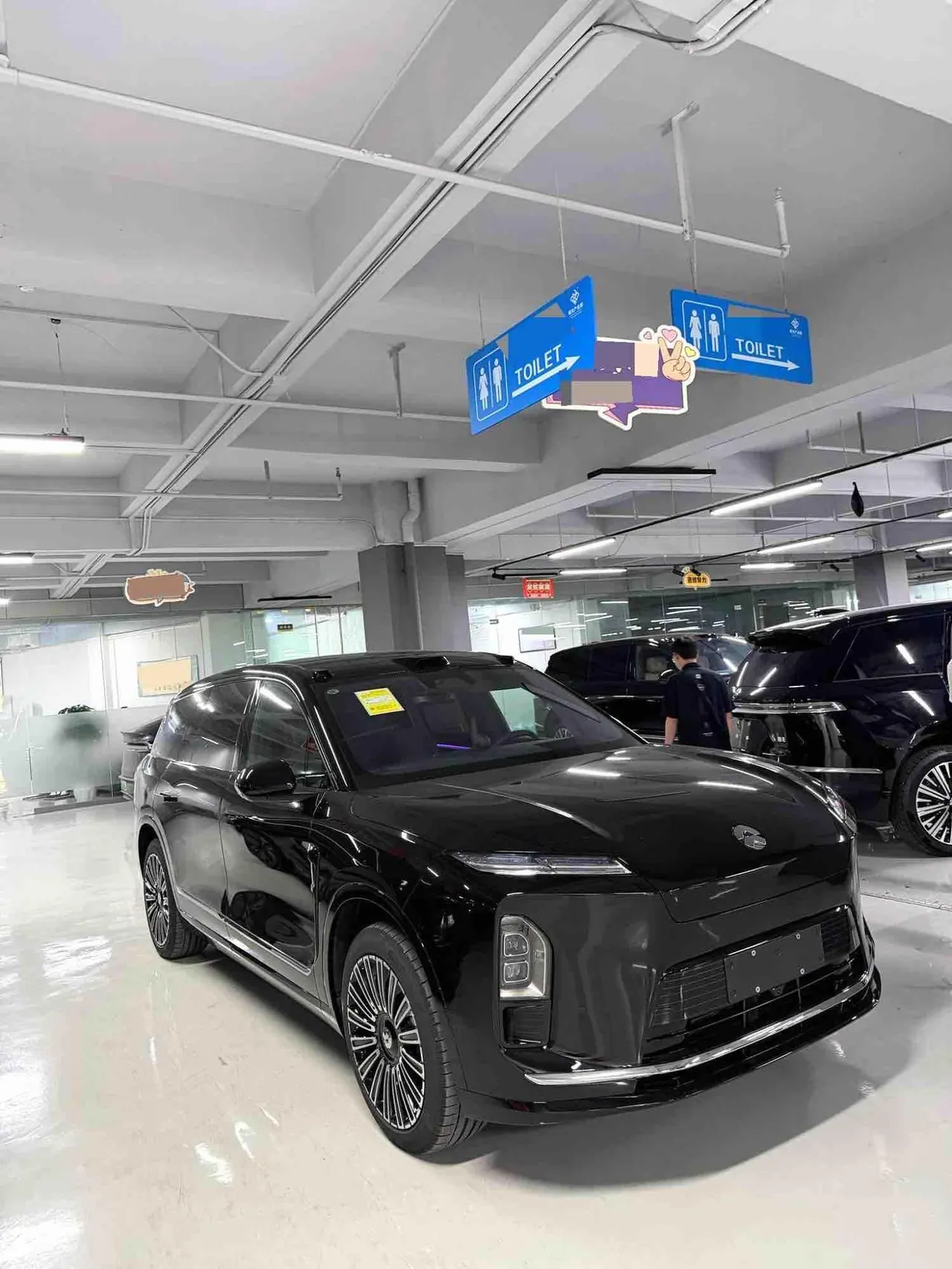 NIO 2026 ES8 6-seat executive deluxe automatic gear 3