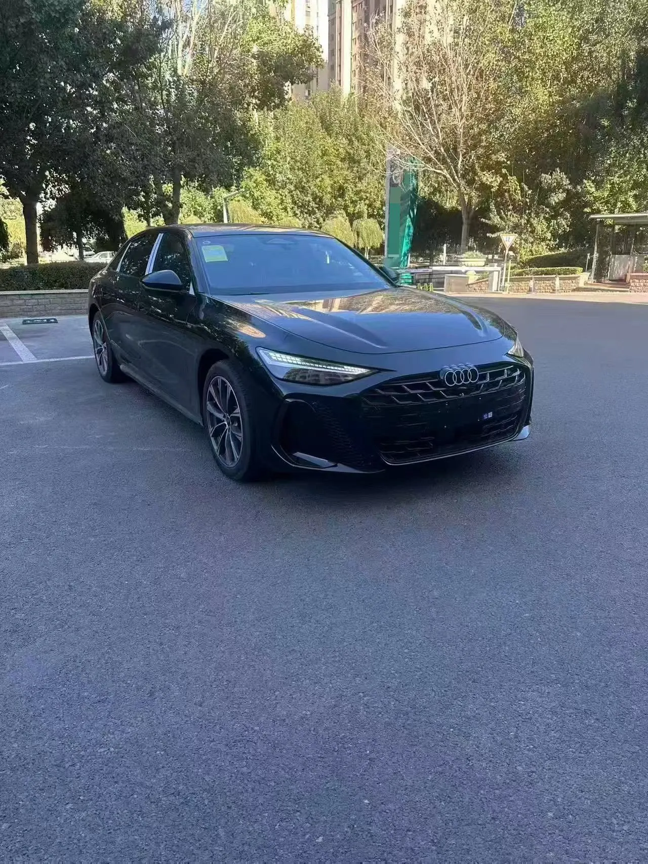 Audi 2026 A6L 2.0T Quattro Enjoy Dynamic Automatic 3