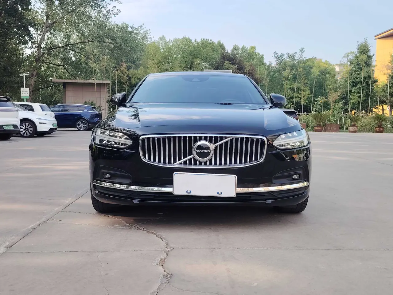 Volvo 2021 S90 2.0T B5 Zhiyi Deluxe Edition Automatic Gear 2