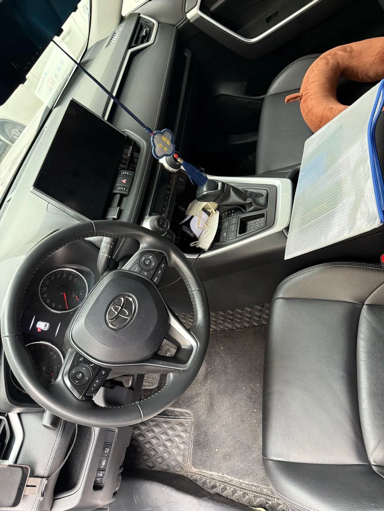 Toyota 2021 Willanda 2.0 Stepless Two-Drive Deluxe Automatic Gear 5