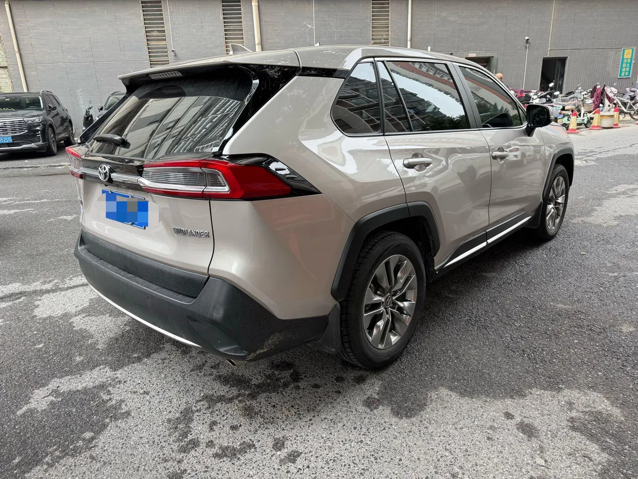 Toyota 2021 Willanda 2.0 Stepless Two-Drive Deluxe Automatic Gear 6