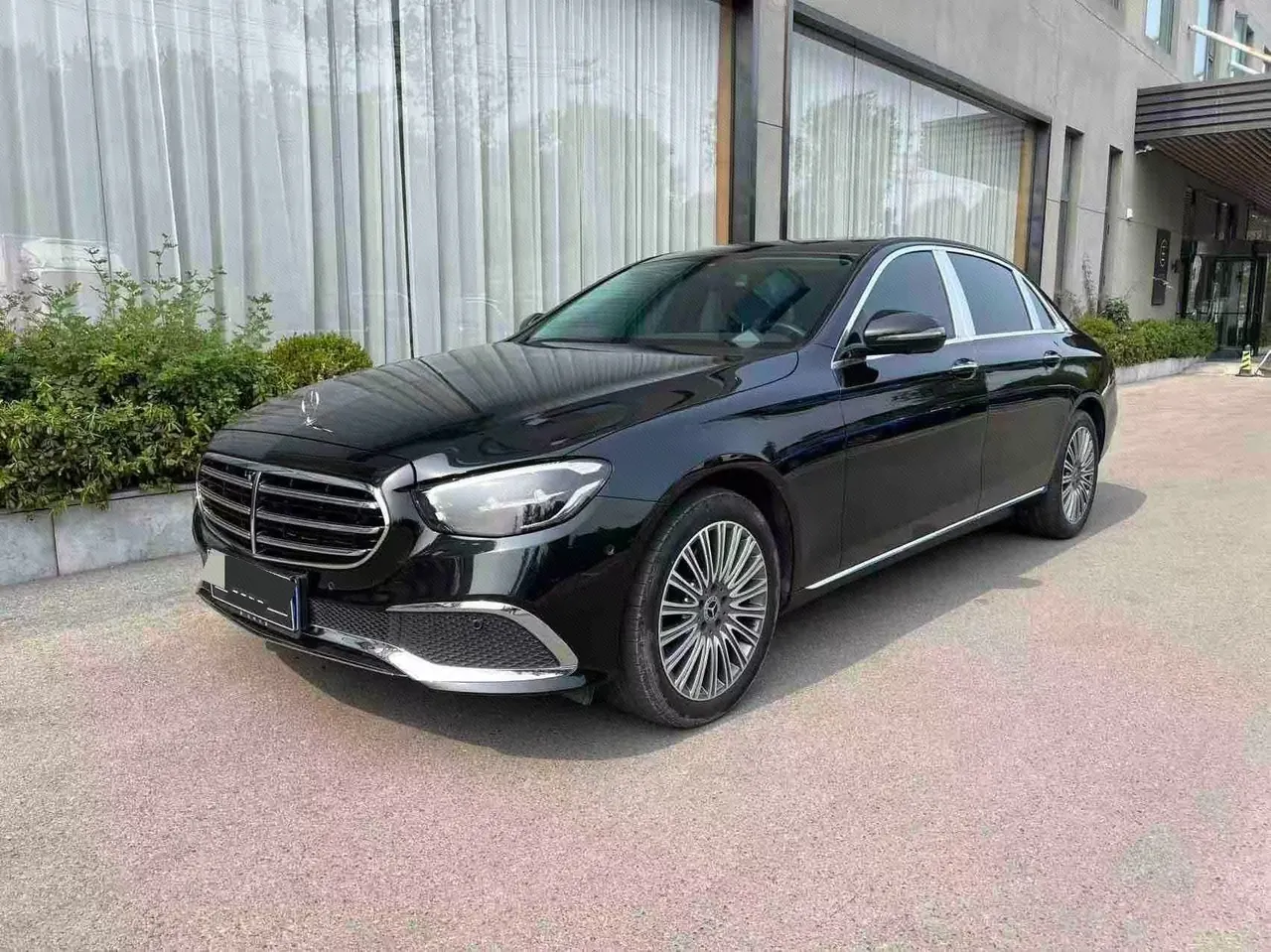 Open image lightbox: Mercedes Benz E-Class 2021 E 300 L 2.0T Fashion Automatic Gear
