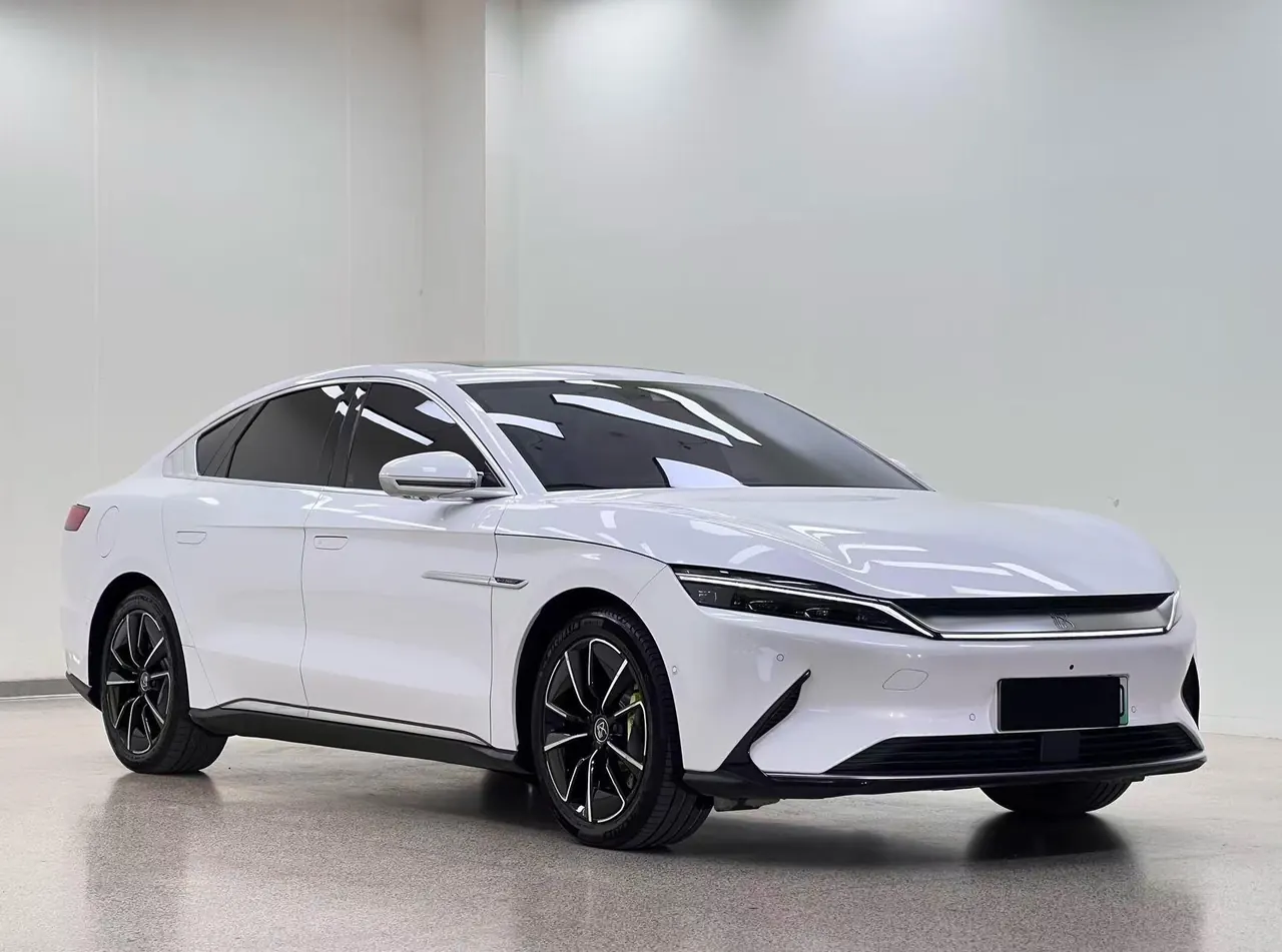 BYD 2020 Han four-wheel drive high-performance flagship automatic gear 3