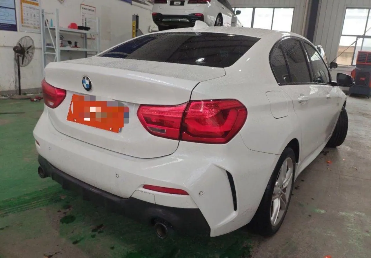 BMW 1 Series 2022 120i 1.5T M Sports Obsidian Night Edition Automatic Gear 2