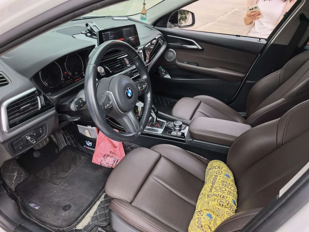 BMW 1 Series 2022 120i 1.5T M Sports Obsidian Night Edition Automatic Gear 4