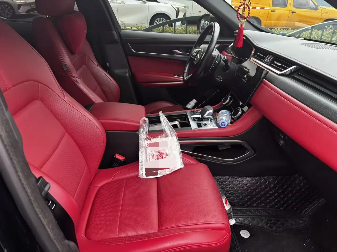 Jaguar F-PACE (Imported) 2022 F-PACE 2.0T P250 R-Dynamic BLACK Automatic Gear 2