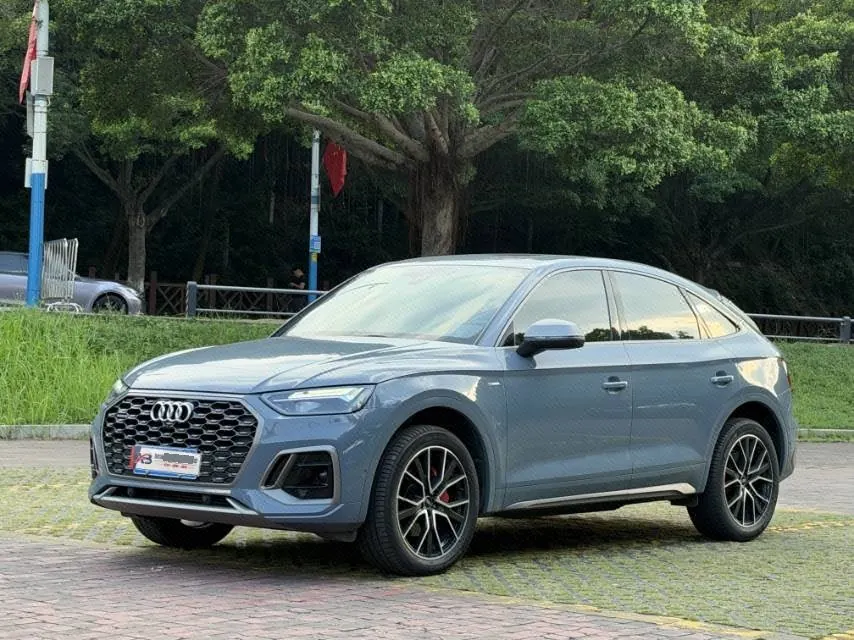 Open image lightbox: Audi 2022 Q5L Sportback 2.0TFSI 40TFSI RS Kit Burning Speed (Modified) Automatic Gear