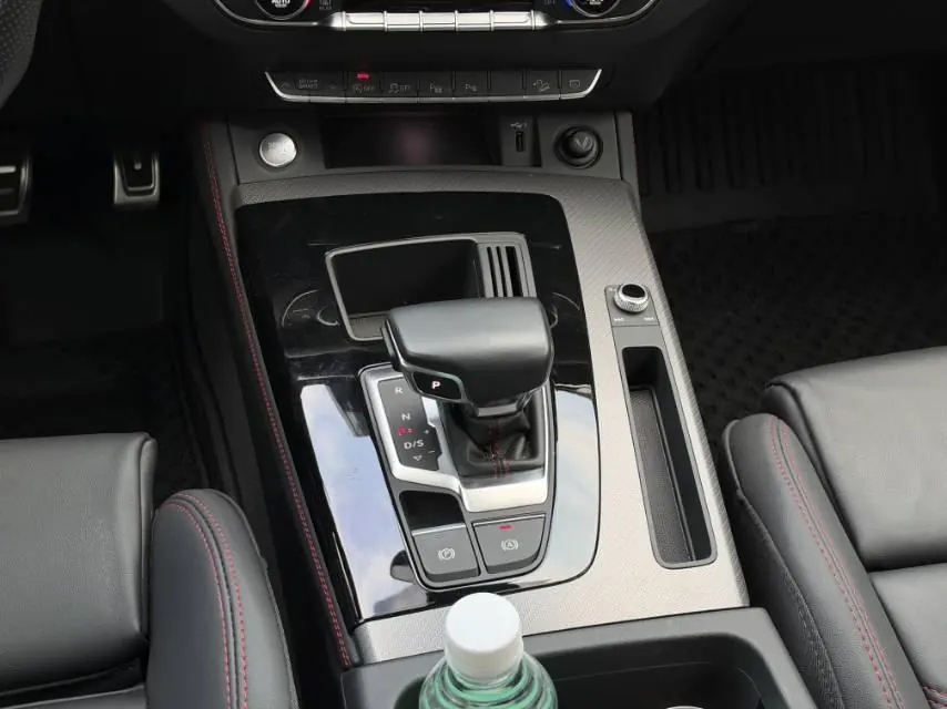Audi 2022 Q5L Sportback 2.0TFSI 40TFSI RS Kit Burning Speed (Modified) Automatic Gear 8