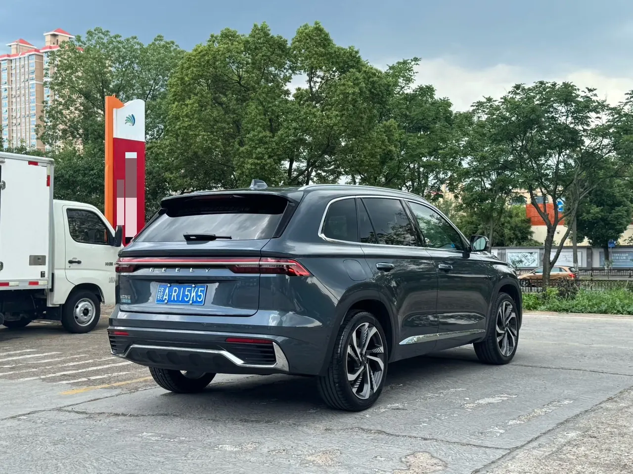 Geely 2021 XingyueL (Monjaro) 2.0TD EVO two-wheel drive smart automatic gear 7