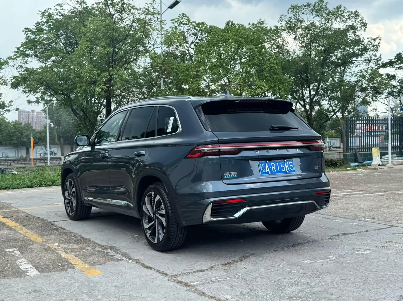 Geely 2021 XingyueL (Monjaro) 2.0TD EVO two-wheel drive smart automatic gear 9