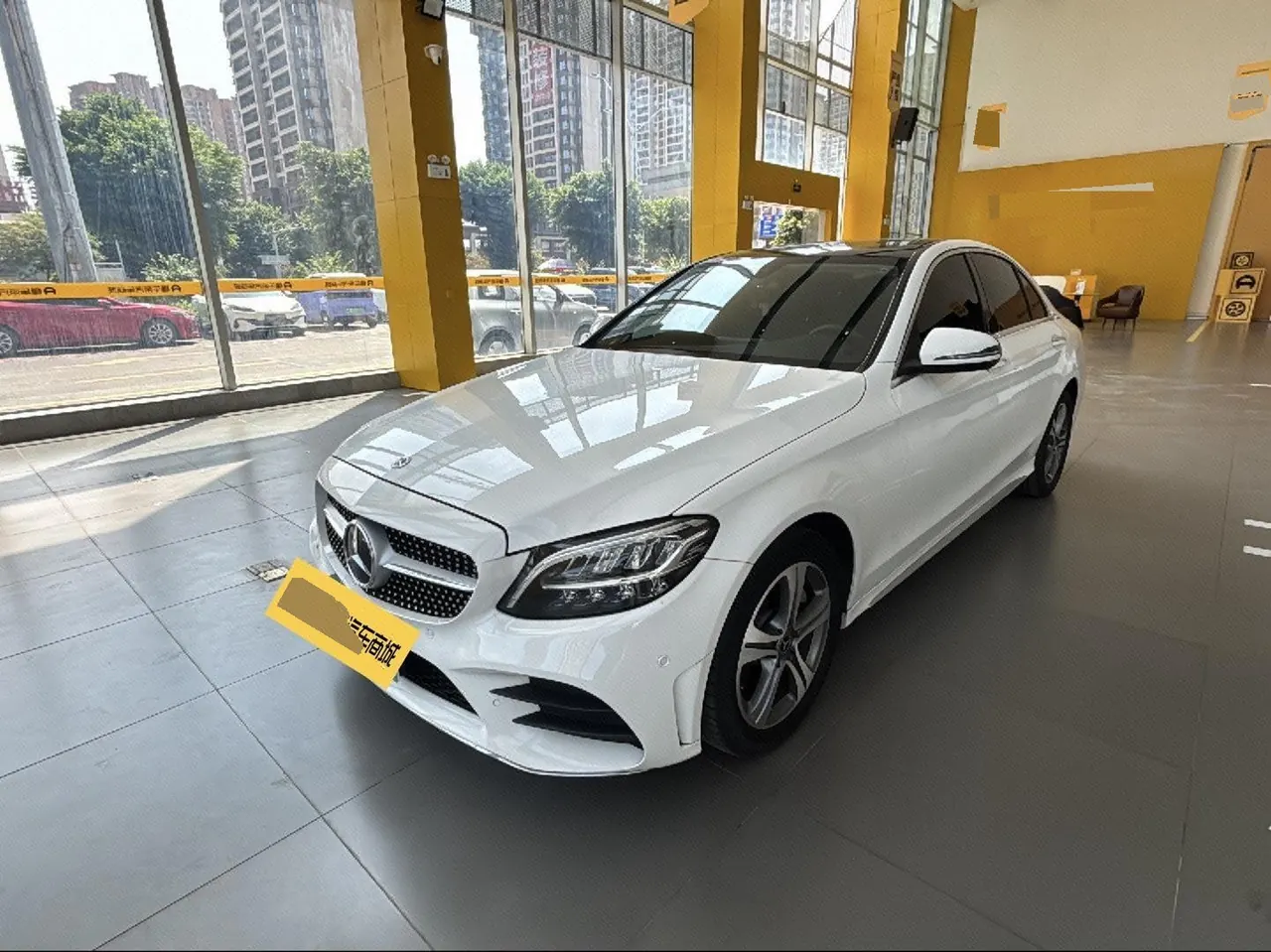 Открыть галерею: Mercedes Benz Class C 2021 C 260 L 48V 1.5T Sports Edition Automatic Gear