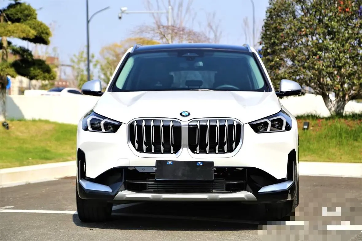 BMW 2025 X1 sDrive25Li 2.0T X design set automatic gear 3