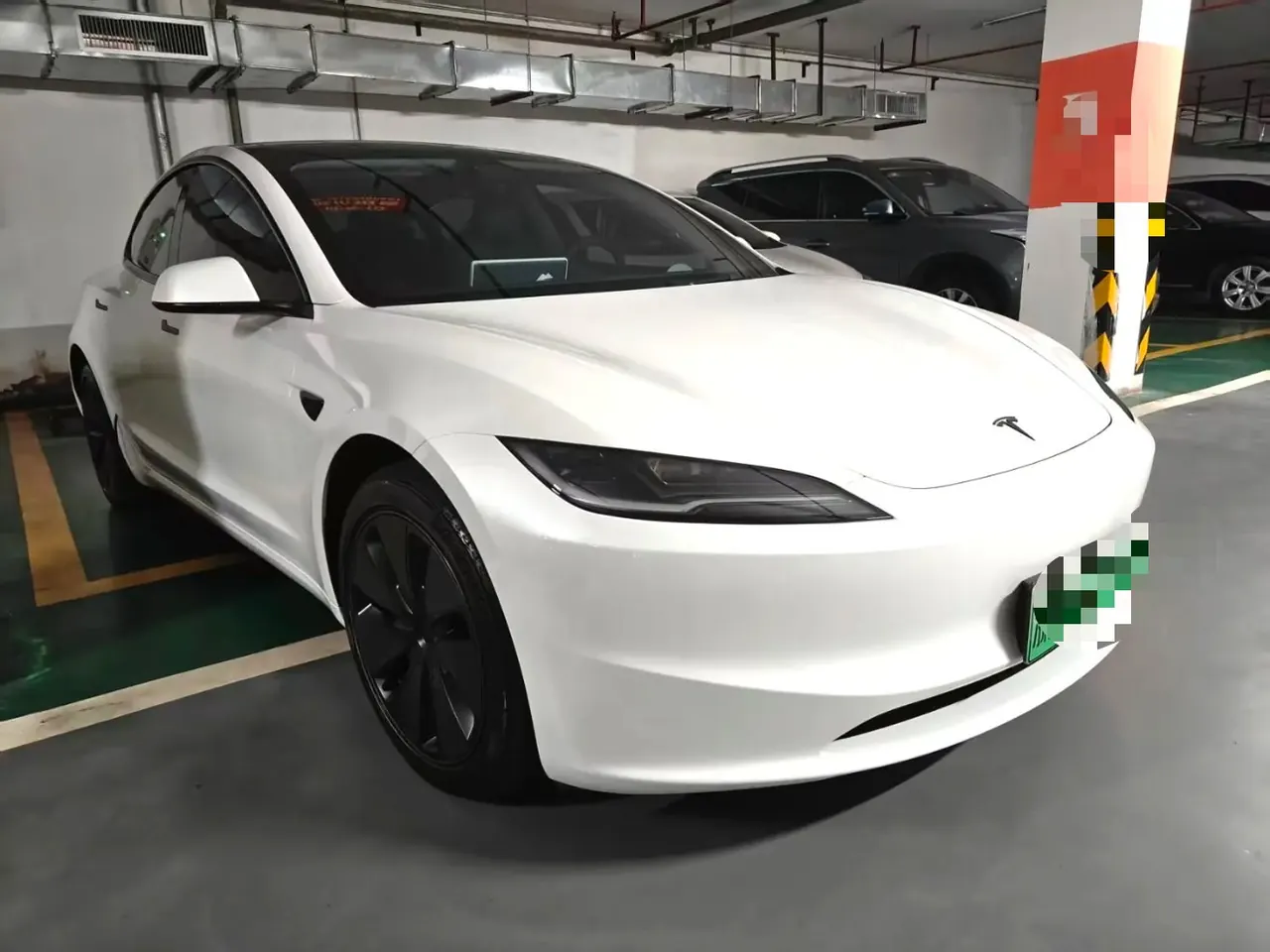 Tesla 2025 Model 3 rear-wheel drive version of automatic transmission 5
