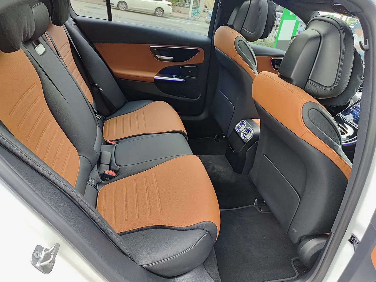 Mercedes Benz Class C 2025 C 260 L 48V 1.5T Sports Edition Automatic Gear 4