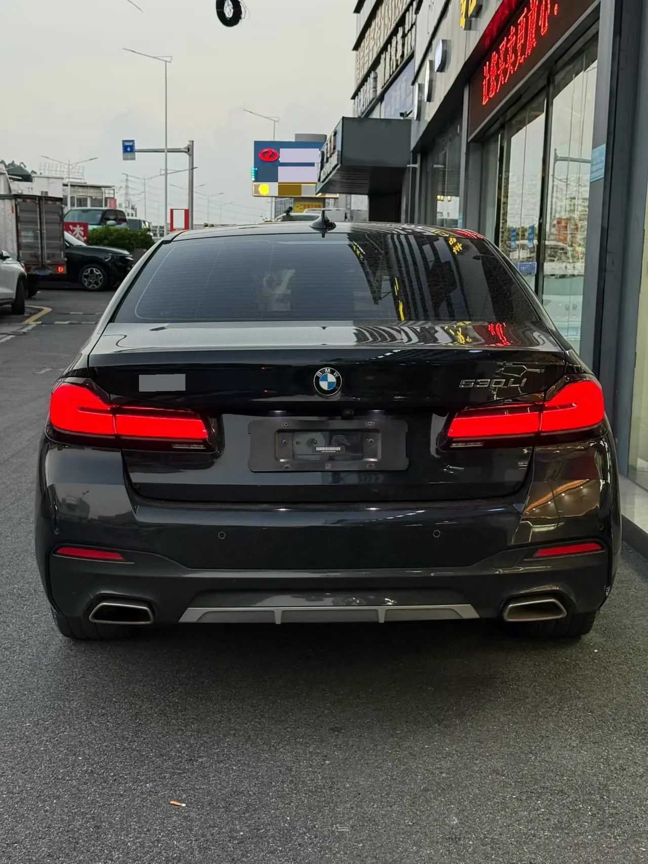 BMW 5 Series 2021 530Li 2.0T Leading M Sports Suit Automatic Gear 3