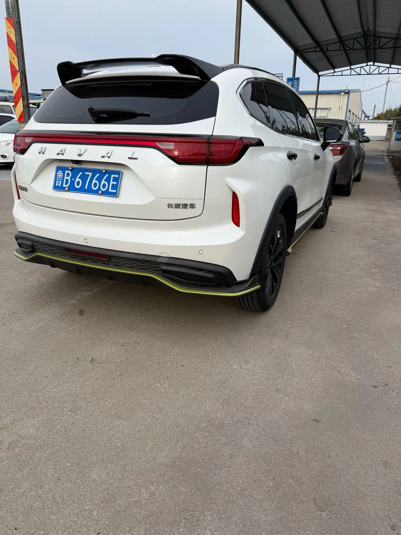Haval 2021 red rabbit 1.5T platinum rabbit automatic gear 3