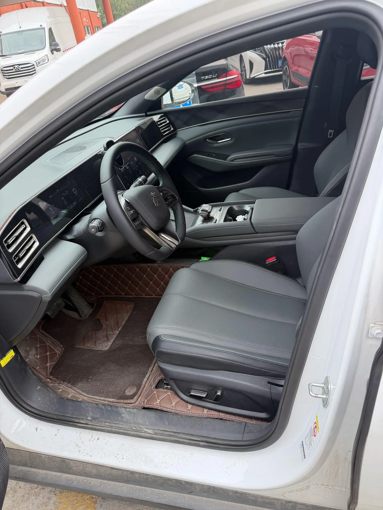 BYD 2024 Qin L DM-i 1.5 stepless 120KM leading automatic gear 2