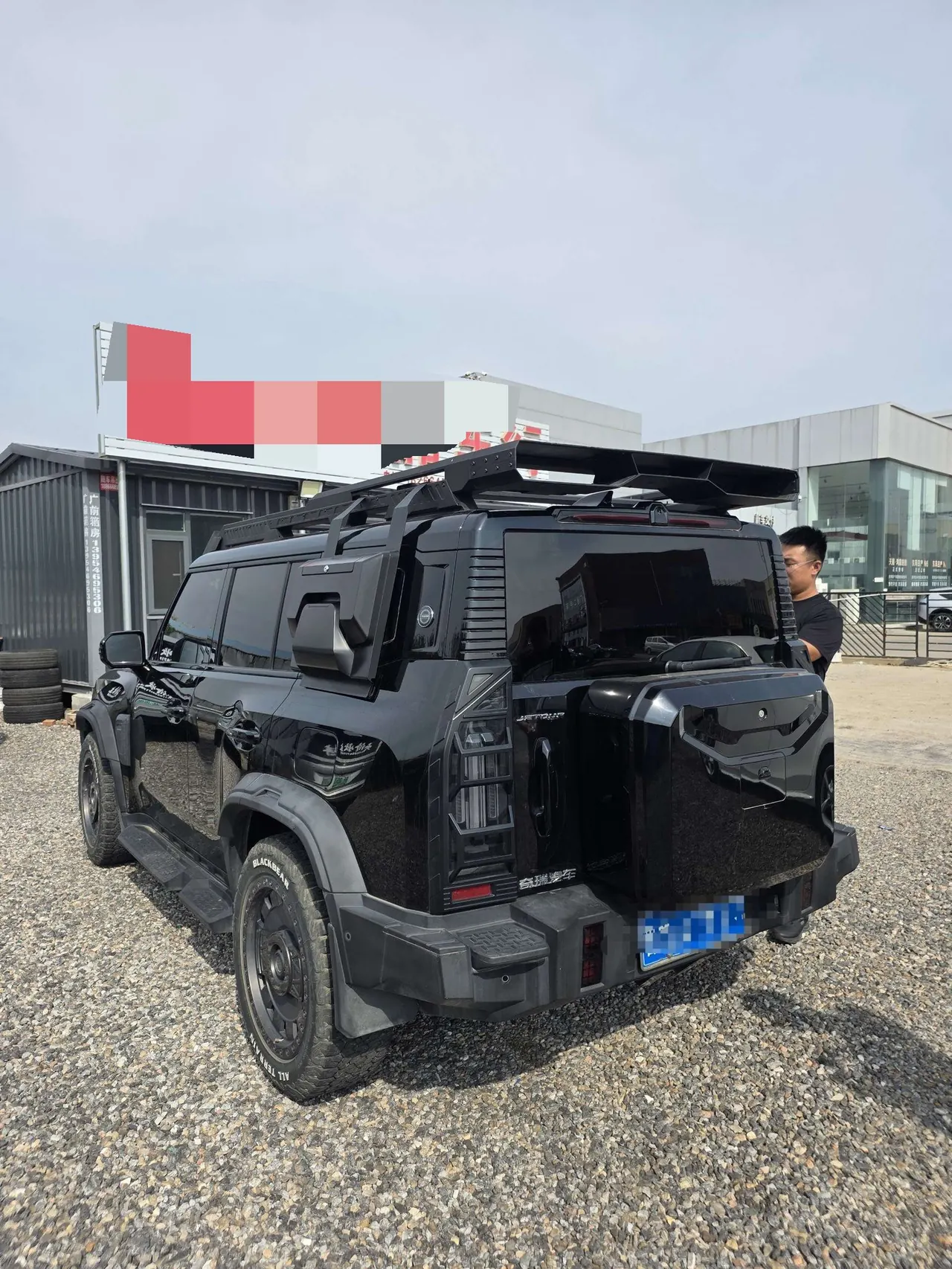 打开图片灯箱:Jetour 2024 Traveler 2.0T 4-wheel Drive Silver Dragon Wing Automatic Gear