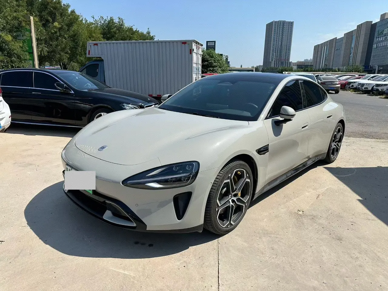 打开图片灯箱:MI 2024 SU 7 700km Rear Drive Long Endurance Smart Driving Edition Automatic Gear
