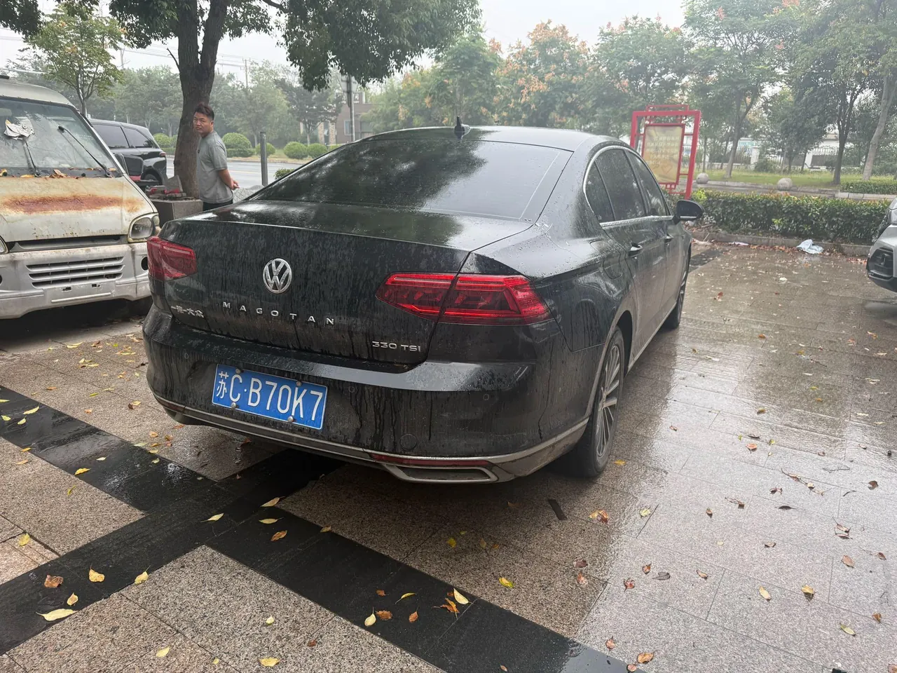 Volkswagen 2020 Magotan 2.0TSI 330TSI luxury automatic transmission 4