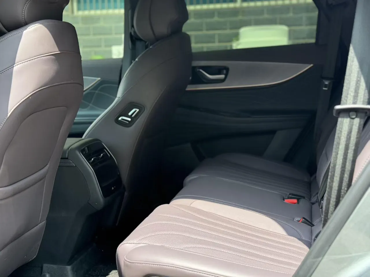 Chery 2025 Ruihu 9 2.0T Two-Drive Premium Edition 5-seat Automatic Gear 7