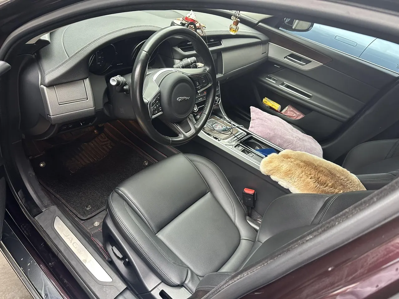 Jaguar 2020 XFL 2.0T P 10000.00g Drive Elite Automatic Gear 5