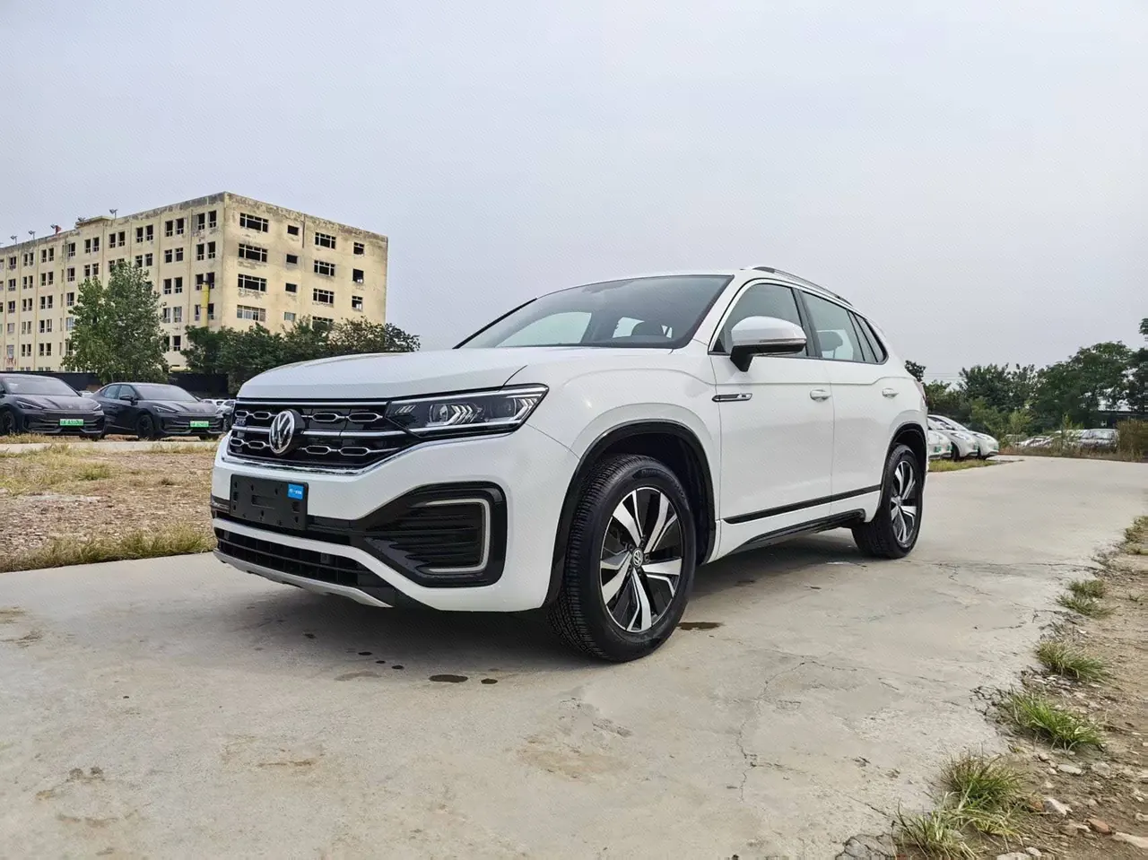 Открыть галерею: Volkswagen 2020 GTE 1.4T Luxury Automatic Gear