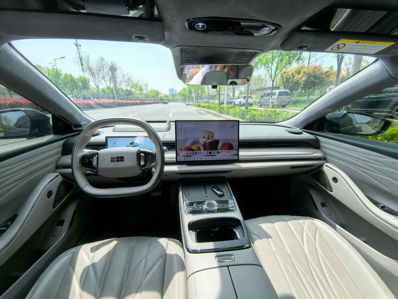 Geely Galaxy 2025 Xingyao 8 EM-P 1.5T 130km Starship Edition Automatic Gear 5