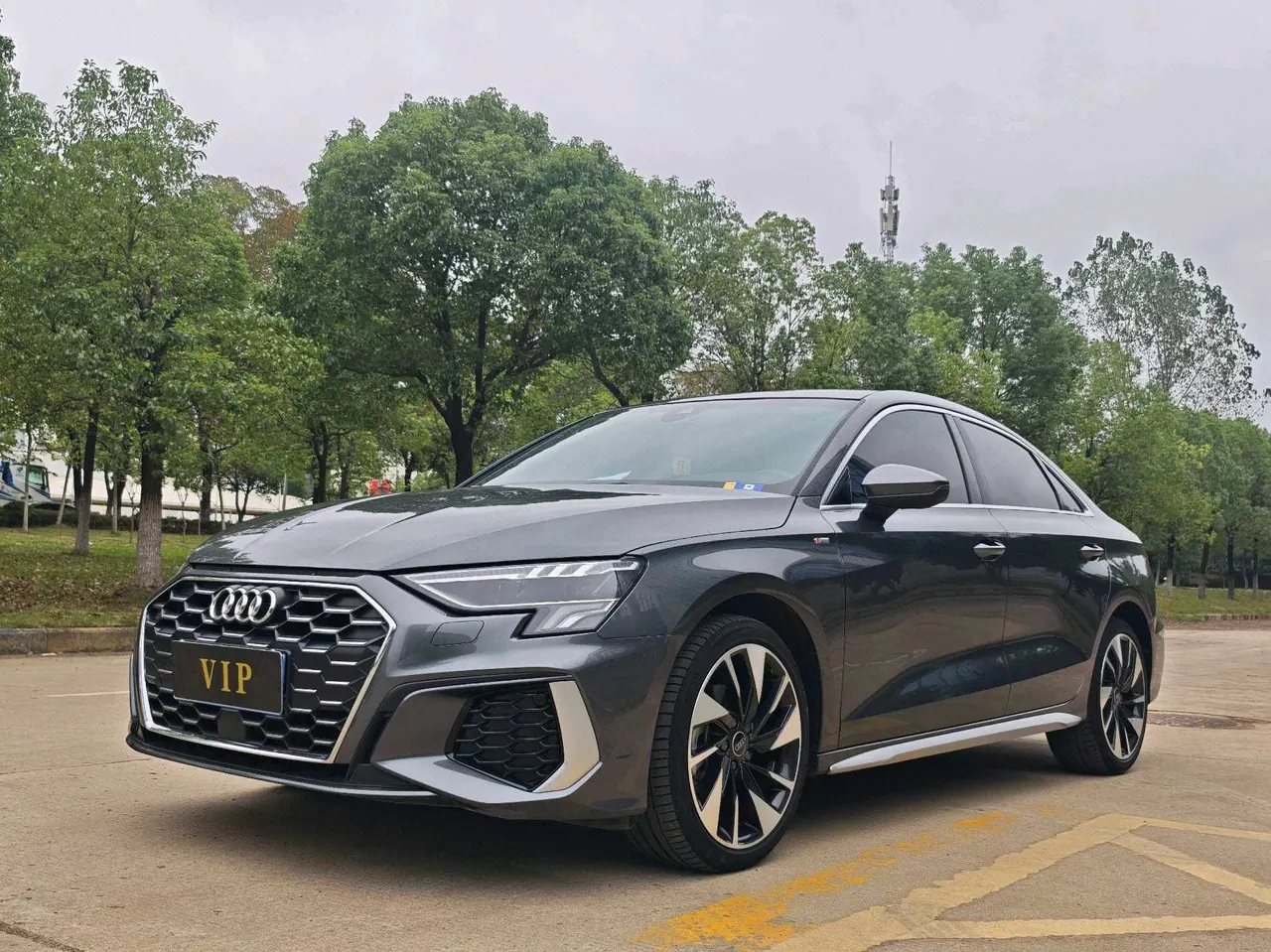 打开图片灯箱:Audi 2023 A3L Limousine 1.4TFSI 35TFSI Fashion Sport Version Automatic Transmission