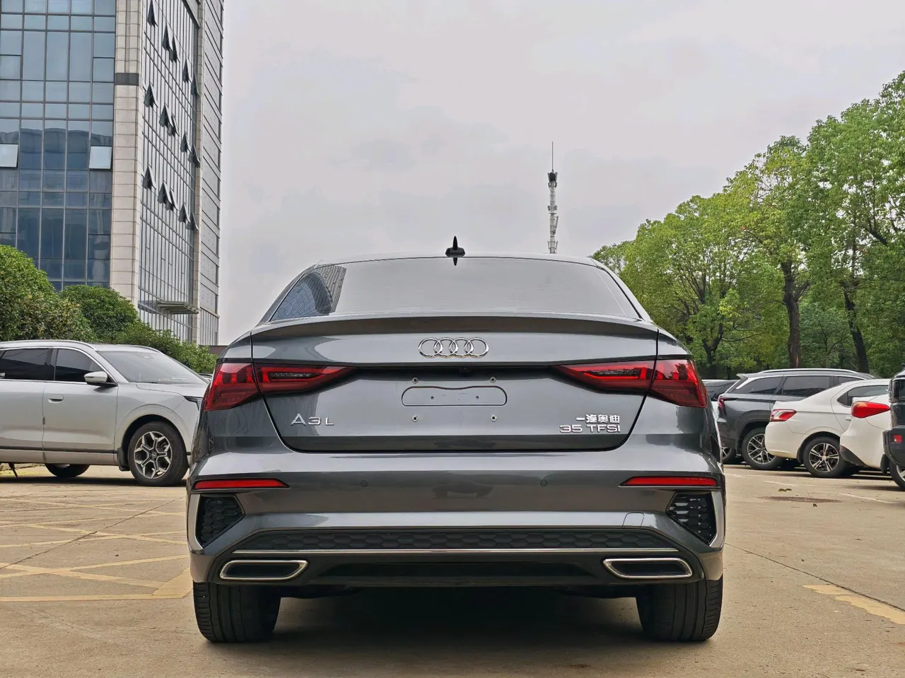 Audi 2023 A3L Limousine 1.4TFSI 35TFSI Fashion Sport Version Automatic Transmission 3