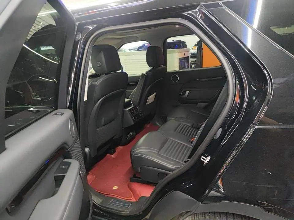 Land Rover found (imported) 2024 found 5 48V 3.0T 360PS S automatic gear - View 1