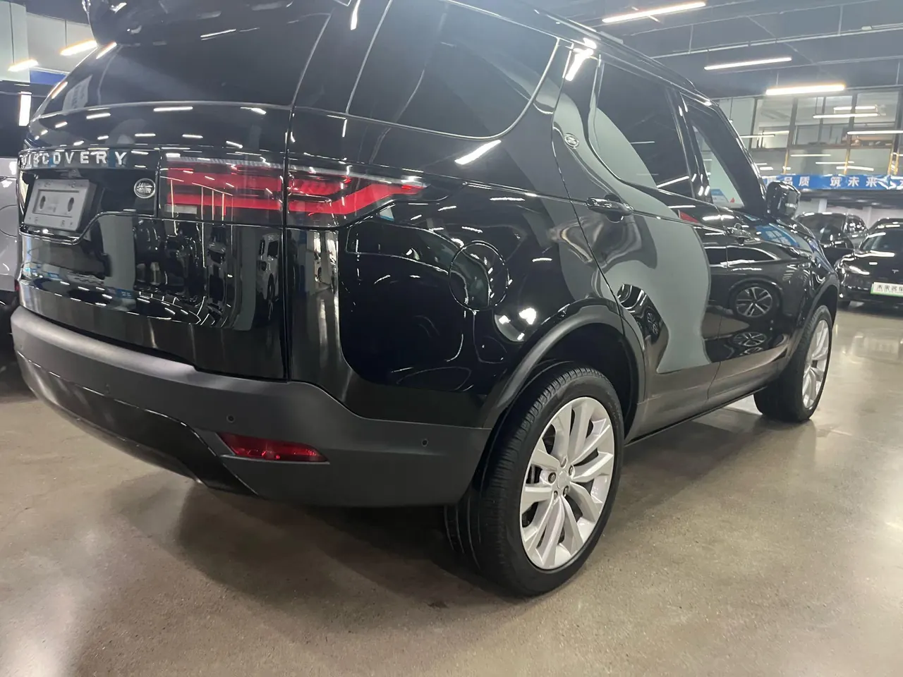 Land Rover found (imported) 2024 found 5 48V 3.0T 360PS S automatic gear 2