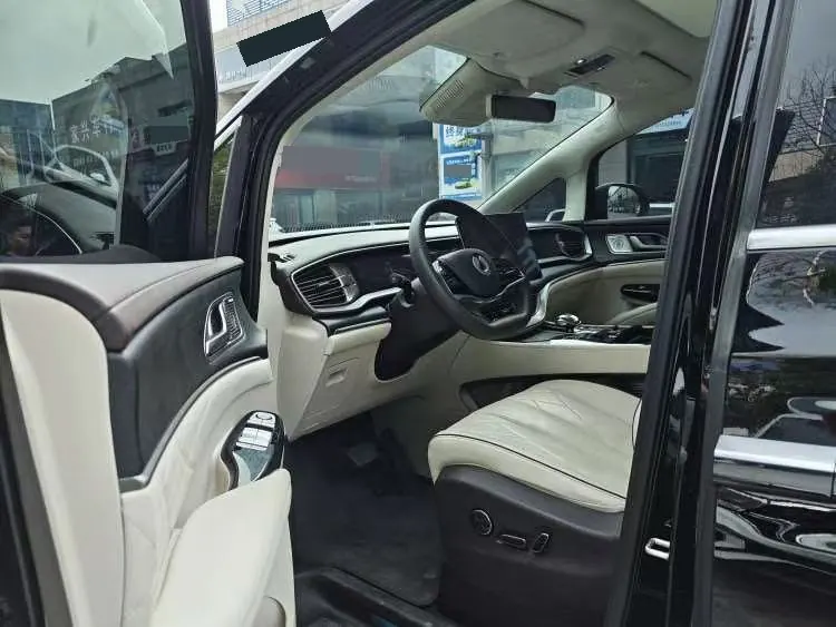 Denza 2024 Denza D9 DM-i 1.5T stepless 980 four-wheel drive flagship automatic gear 6
