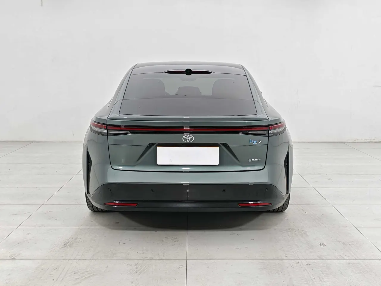 Toyota 2026 Platinum Intelligence 7 710 Ultra Laser Radar Edition Automatic Gear 5