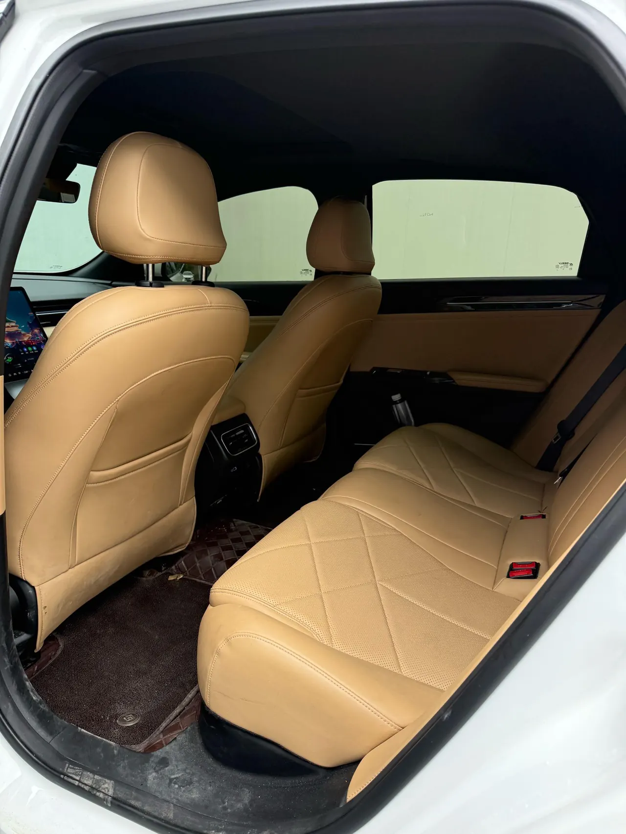 Geely Galaxy 2023 L6 1.5T 60km PLUS automatic gear 4