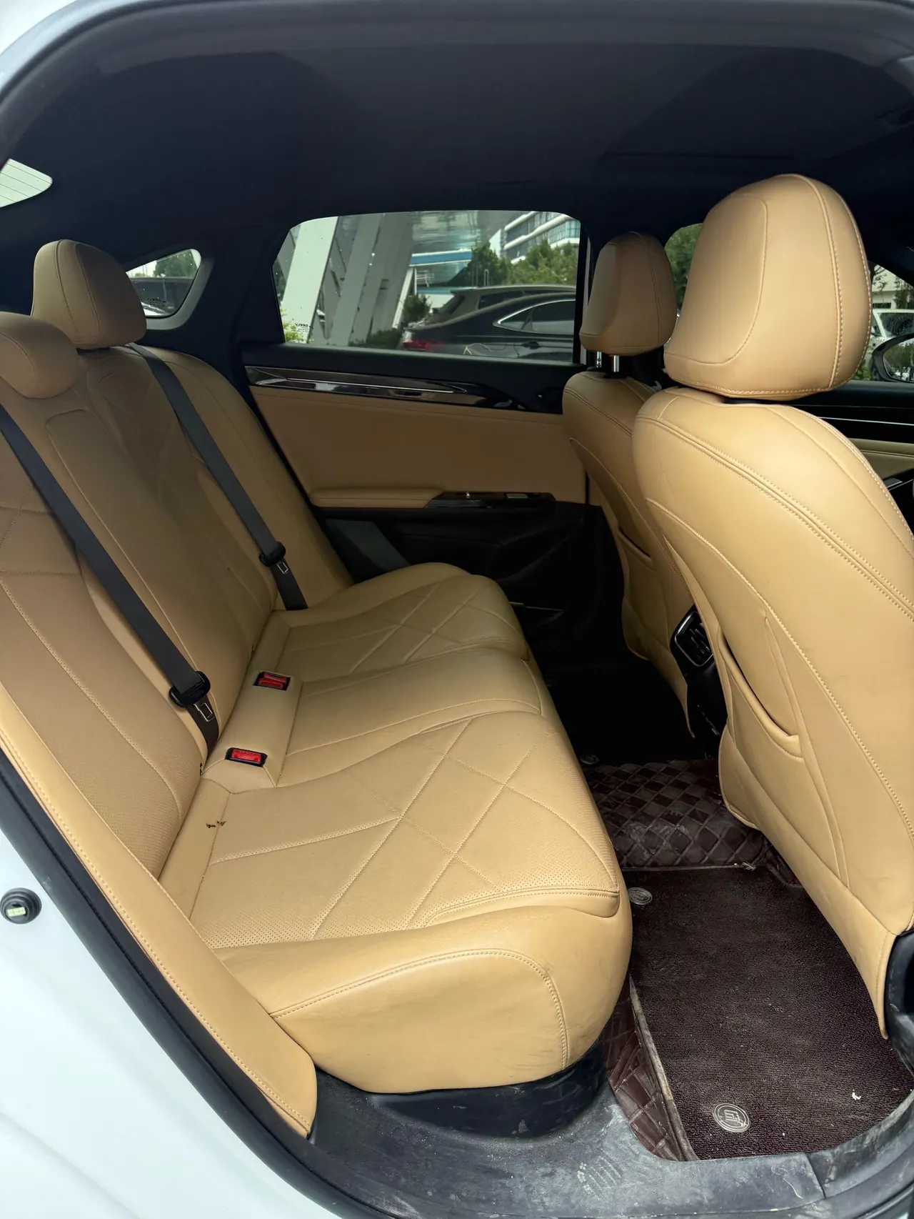 Geely Galaxy 2023 L6 1.5T 60km PLUS automatic gear 6