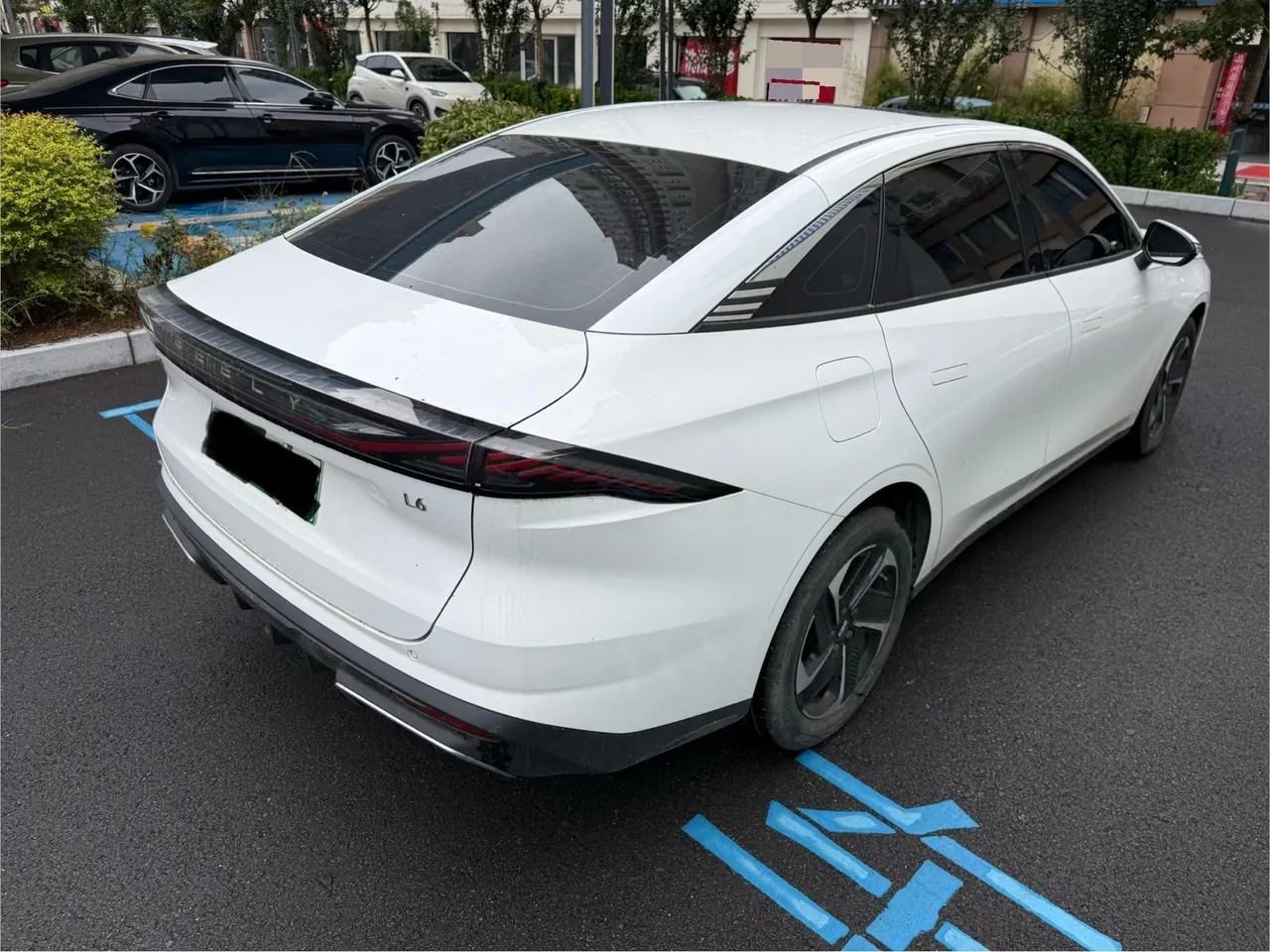 Geely Galaxy 2023 L6 1.5T 60km PLUS automatic gear 9