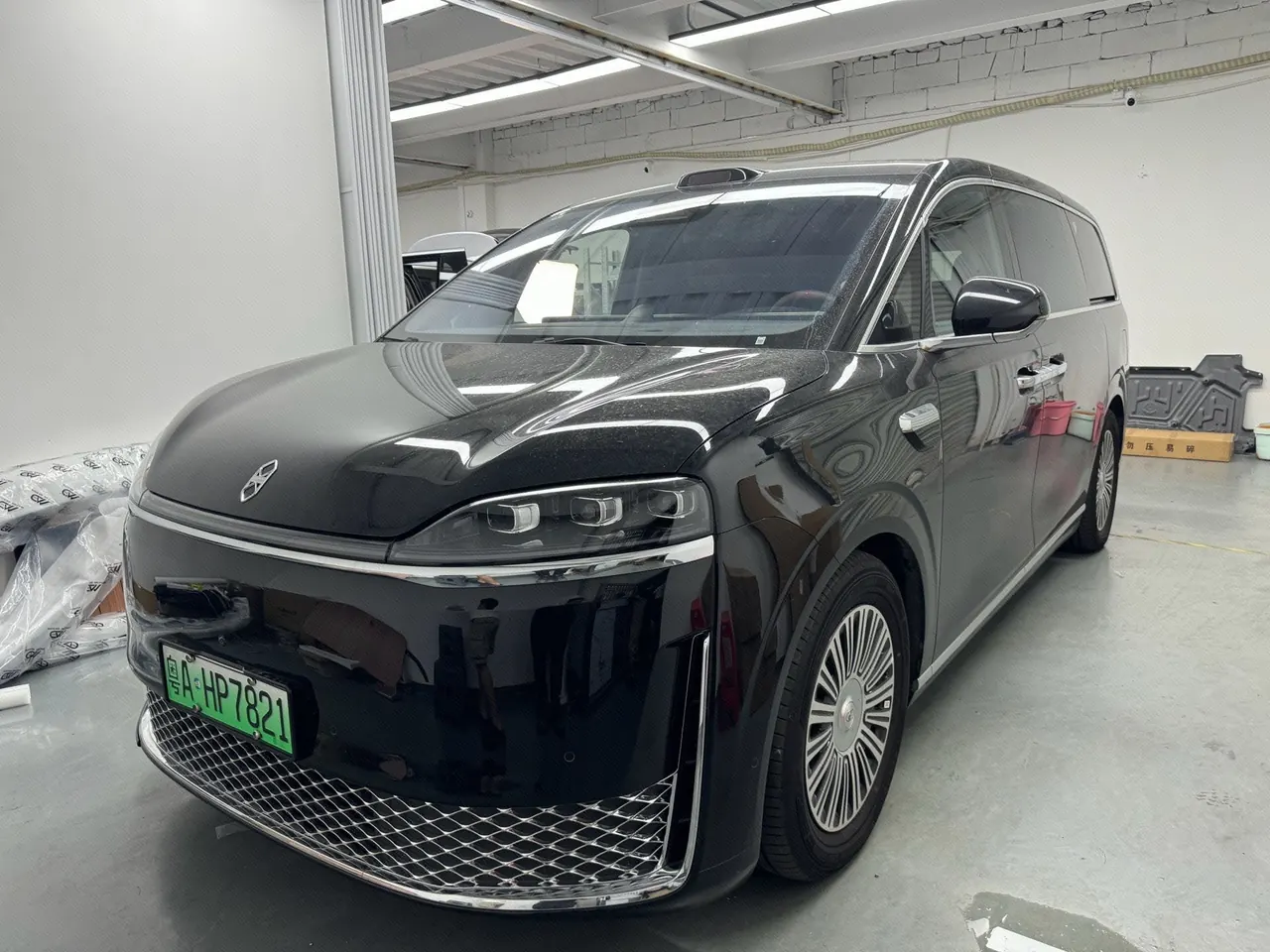Intellectual 2026 V9 Ultra Automatic Transmission - View 1