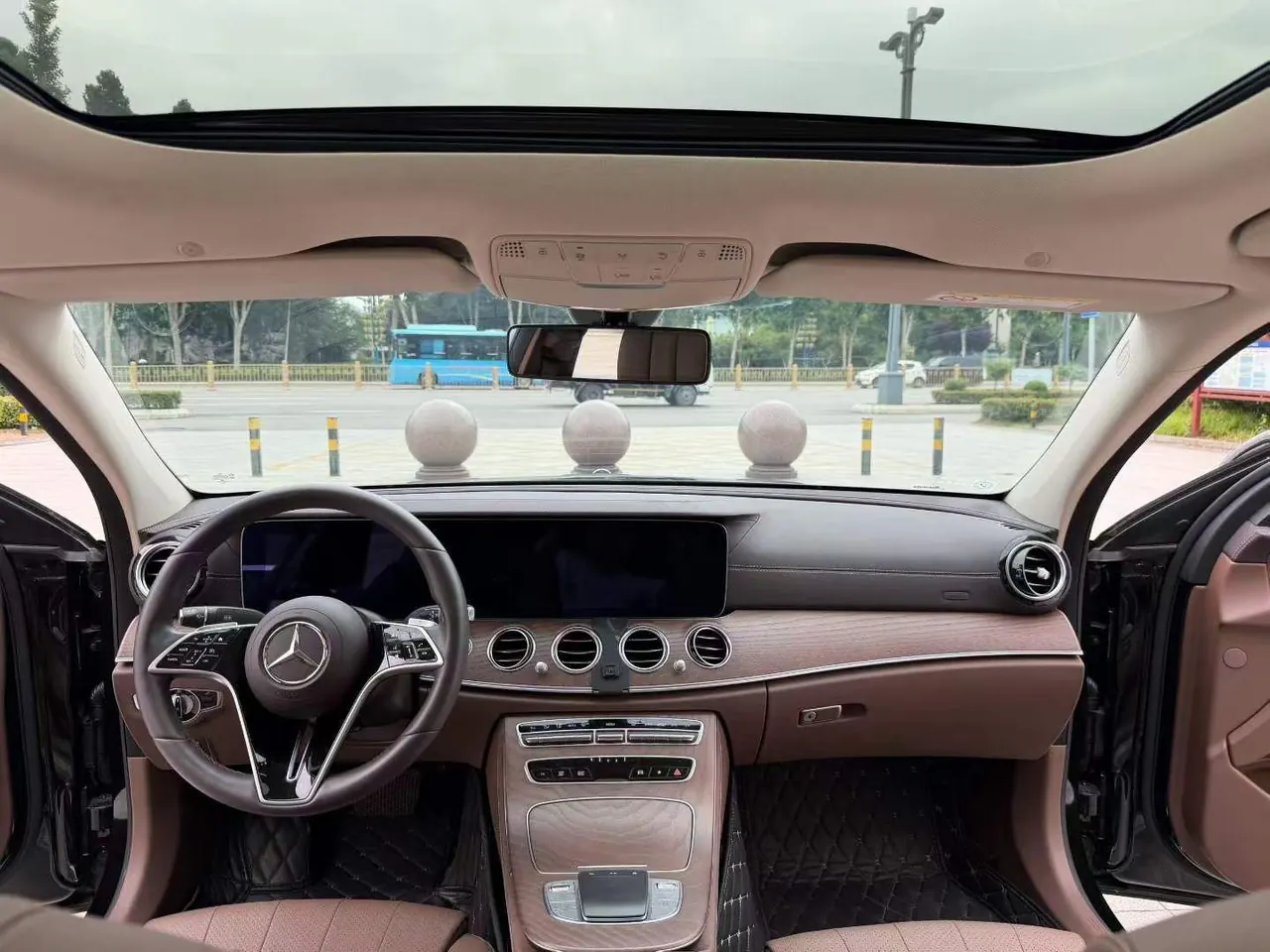 Mercedes Benz E Class 2023 E 260 L 2.0T Automatic 6
