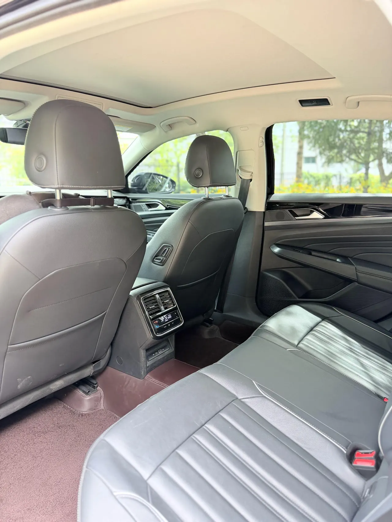 Volkswagen 2023 Passat 2.0TSI 330TSI Star Elite Edition (Modified) Automatic Gear 5