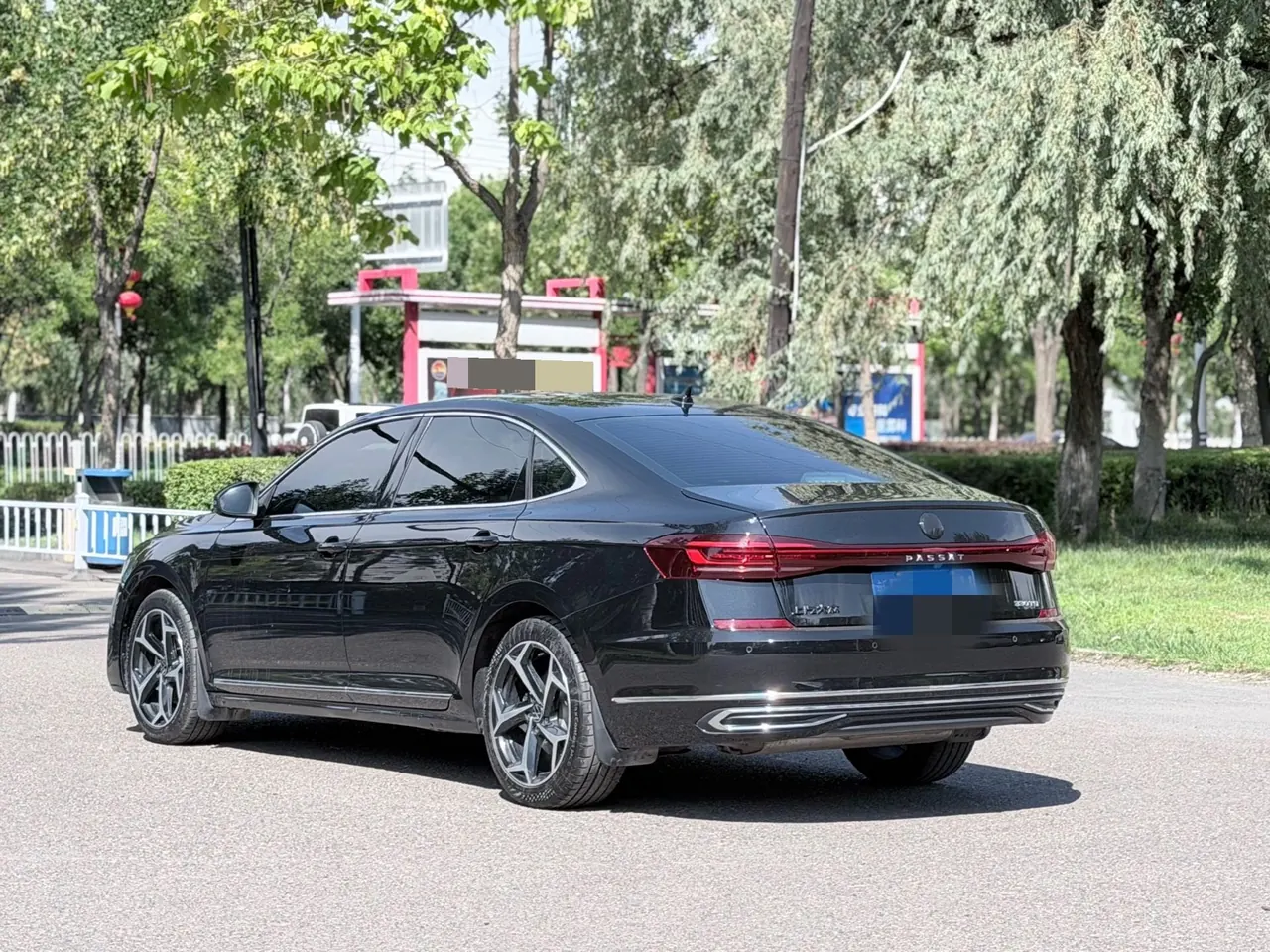 Volkswagen 2023 Passat 2.0TSI 330TSI Star Elite Edition (Modified) Automatic Gear 9