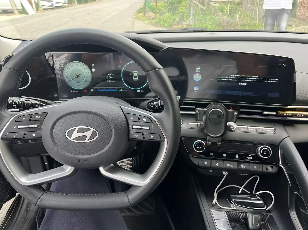 Hyundai 2023 Elantra -3-compartment 1.5 stepless TOP flagship automatic gear 6