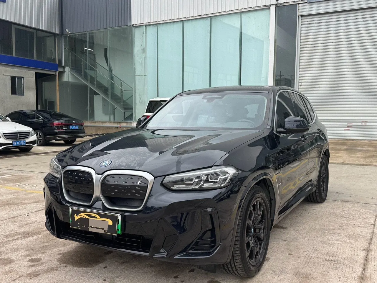 Open image lightbox: BMW 2024 iX3 leading automatic
