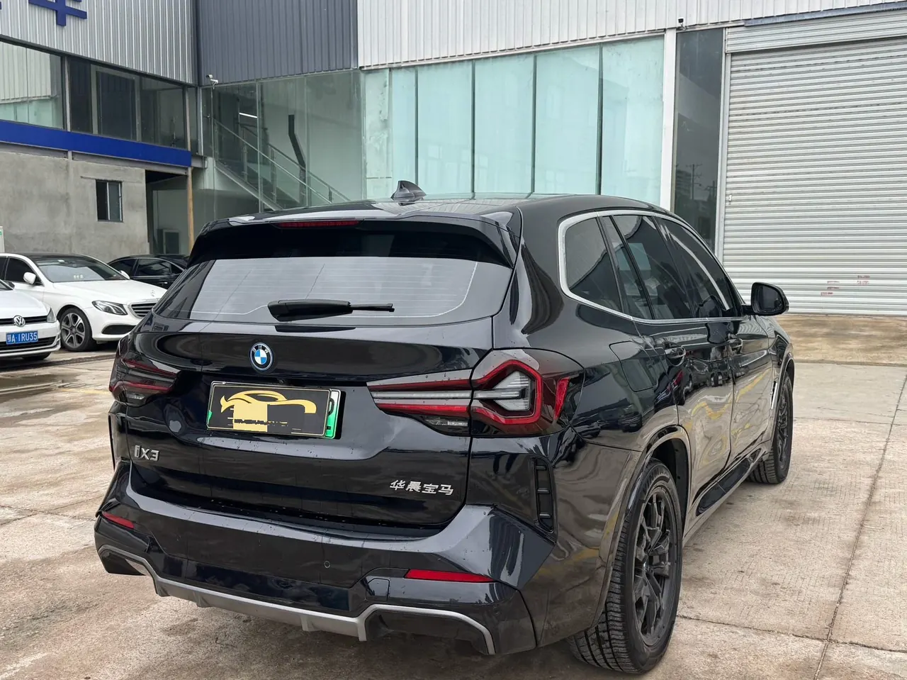 BMW 2024 iX3 leading automatic 7