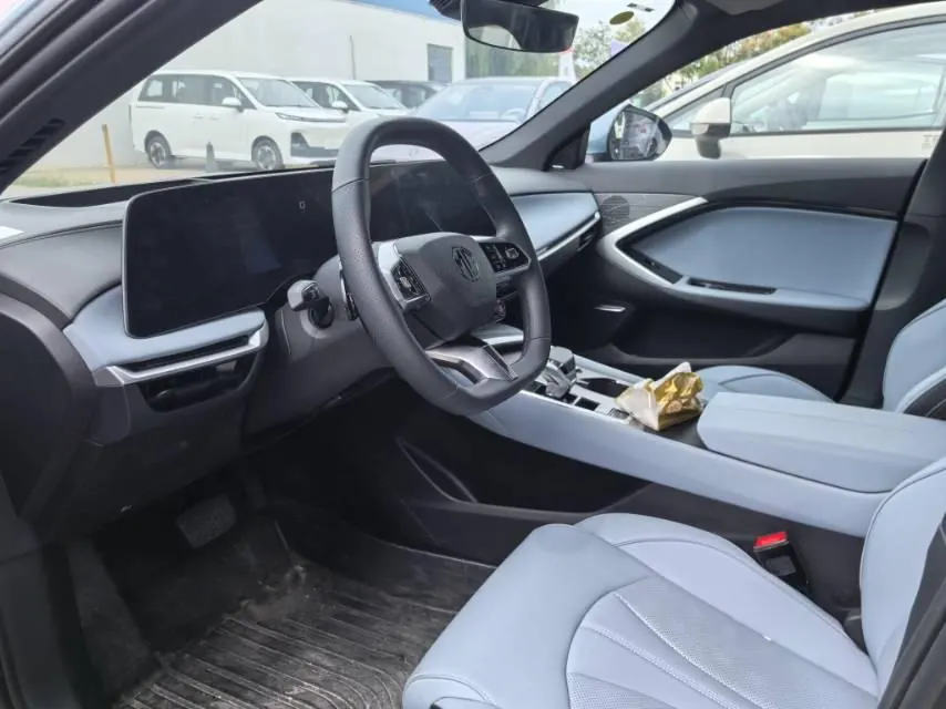 MG 2026 MG7 2.0T Trophy Super Smart Driving Edition Automatic Gear 4
