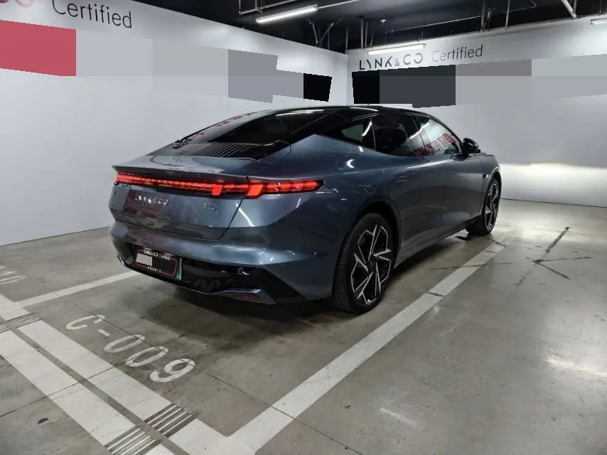 LYNK&amp;CO 2024 LYNK&amp;CO Z10 95kWh 702km four-wheel drive intelligent driving Ultra automatic gear 3